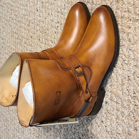 Frye Lindsey spur short boots - Picture 3 of 7